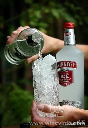 smirnoff ice 酒精饮料 图片来源: 视觉中国