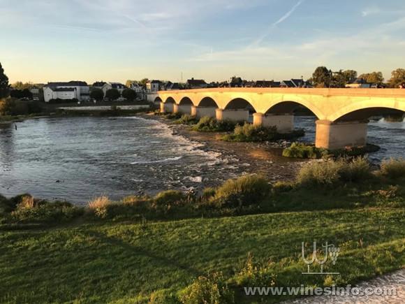 都兰:都兰-昂布瓦斯 touraine-amboise
